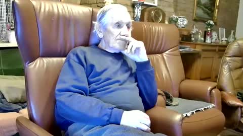 johan7 heet online show from January 2025 05:00:02 PM