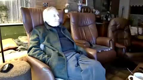 johan7 heet online show from February 2025 05:57:02 PM