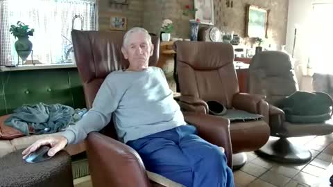 johan7 heet online show from September 2025 03:56:02 PM