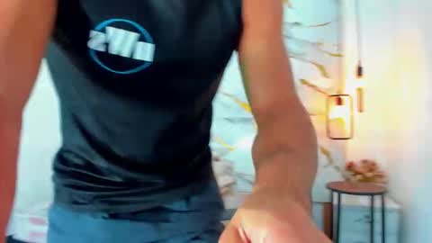 Snapshot of johan_miller1 chatting on November 2025 10:17:01 AM johan online show from November 2025 10:17:01 AM