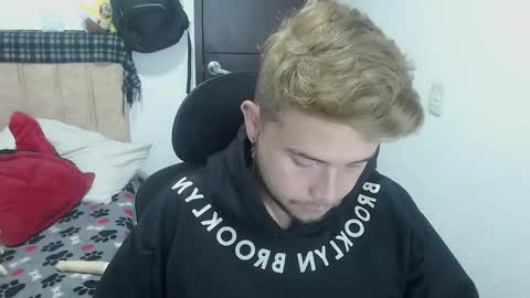 JOHAN independient model online show from October 2025 03:57:02 PM