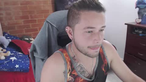 Snapshot of johanleonsweetboy chatting on February 2026 07:18:01 PM JOHAN independient model online show from February 2026 07:18:01 PM