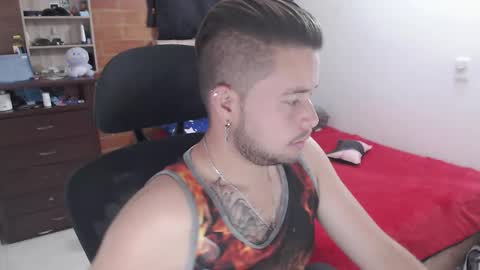 Snapshot of johanleonsweetboy chatting on February 2026 04:13:01 PM JOHAN independient model online show from February 2026 04:13:01 PM