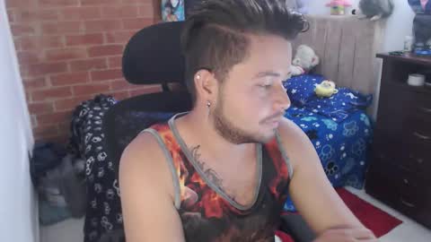 Snapshot of johanleonsweetboy chatting on March 2026 03:26:02 PM JOHAN independient model online show from March 2026 03:26:02 PM