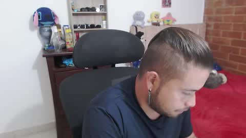 Snapshot of johanleonsweetboy chatting on March 2026 05:07:02 PM JOHAN independient model online show from March 2026 05:07:02 PM