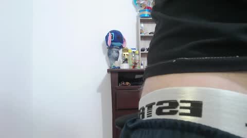 Snapshot of johanleonsweetboy chatting on March 2026 04:08:01 PM JOHAN independient model online show from March 2026 04:08:01 PM