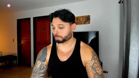 Snapshot of johatsu chatting on December 2024 01:36:02 AM King -    online show from December 2024 01:36:02 AM