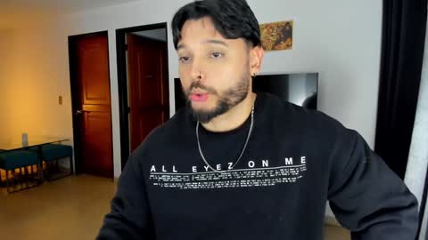 Snapshot of johatsu chatting on January 2025 02:18:02 AM King -    online show from January 2025 02:18:02 AM