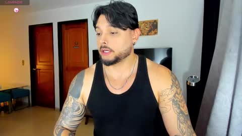 Snapshot of johatsu chatting on March 2025 10:10:02 PM King -    online show from March 2025 10:10:02 PM