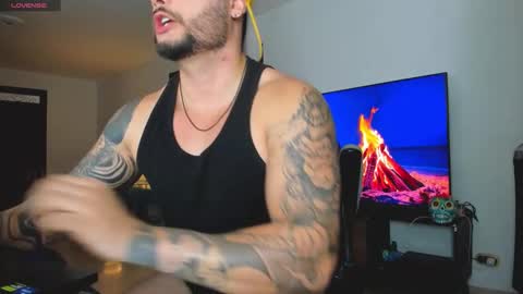 Snapshot of johatsu chatting on October 2025 09:06:01 PM King -    online show from October 2025 09:06:01 PM