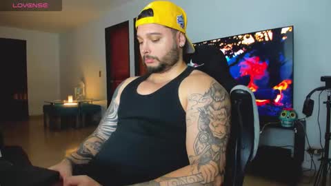 Snapshot of johatsu chatting on October 2025 12:11:01 AM King -    online show from October 2025 12:11:01 AM