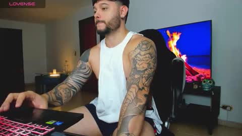 Snapshot of johatsu chatting on October 2025 12:25:02 AM King -    online show from October 2025 12:25:02 AM