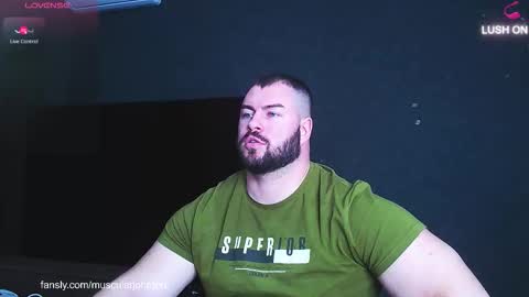 Snapshot of john_and_kiss chatting on February 2026 11:14:01 AM john and kiss online show from February 2026 11:14:01 AM