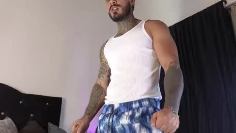 Snapshot of john_and_louis chatting on October 2025 11:20:02 AM John online show from October 2025 11:20:02 AM