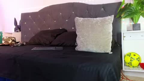 John  online show from July 2026 12:07:01 PM