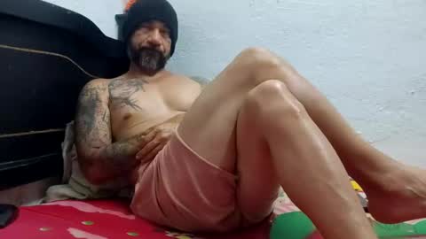 Snapshot of john_balthor chatting on January 2025 04:04:01 AM   online show from January 2025 04:04:01 AM