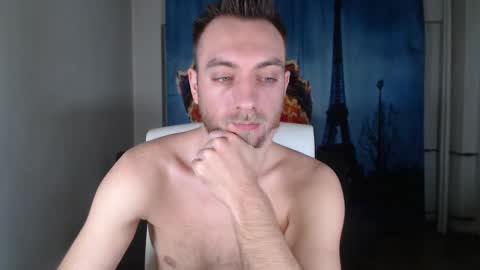 Snapshot of john_green77 chatting on February 2025 11:51:02 PM John online show from February 2025 11:51:02 PM