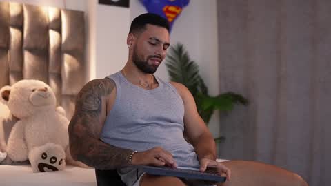 john online show from December 2024 09:51:01 PM