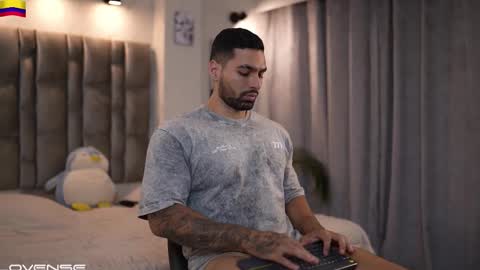 john online show from September 2025 12:35:01 AM