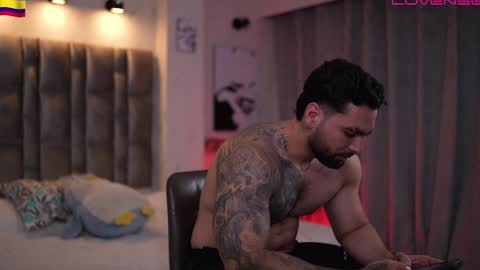 Snapshot of john_king29 chatting on April 2026 03:00:02 AM john online show from April 2026 03:00:02 AM