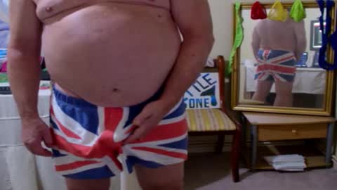 JOHN online show from September 2025 06:46:02 PM