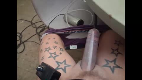 Snapshot of john_silversteel chatting on October 2025 05:03:01 PM john_silversteel online show from October 2025 05:03:01 PM