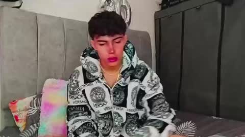 John Vichenso online show from December 2024 02:28:02 PM