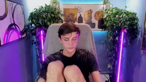 John online show from November 2025 01:14:02 PM