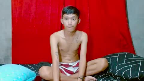 Snapshot of john_zacharyxx chatting on April 2026 04:57:01 AM JohnXxx online show from April 2026 04:57:01 AM