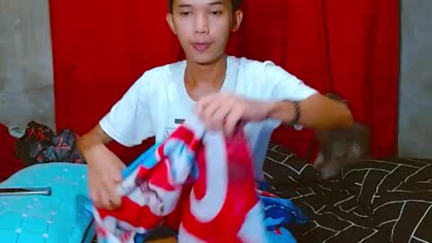 Snapshot of john_zacharyxx chatting on April 2026 12:50:02 PM JohnXxx online show from April 2026 12:50:02 PM