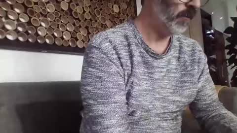 Snapshot of johnbob911 chatting on December 2024 10:43:01 AM JohnBob online show from December 2024 10:43:01 AM