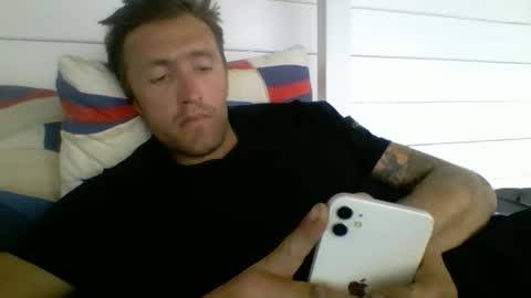 Snapshot of johngiaver3 chatting on May 2026 11:38:02 AM johngiaver3 online show from May 2026 11:38:02 AM
