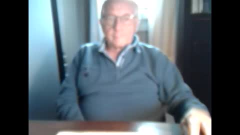 johnjohn6226 online show from November 2025 04:06:02 PM