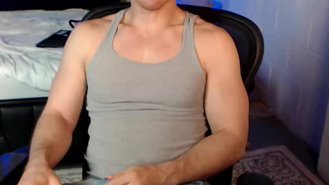 Snapshot of johnnieredd chatting on April 2026 04:12:02 AM Johnnie Redd online show from April 2026 04:12:02 AM