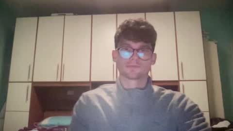 Snapshot of johnny__wood chatting on December 2025 05:18:02 PM Johnny online show from December 2025 05:18:02 PM