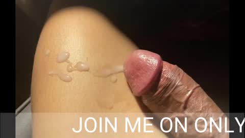 Johnnystrongarms                 online show from February 2025 04:43:01 AM