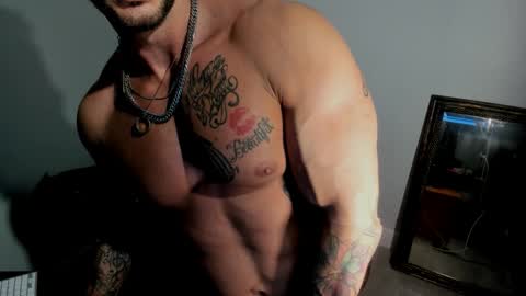 Johnnystrongarms                 online show from October 2025 05:46:01 AM