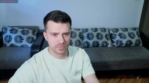 Snapshot of johnnylove21 chatting on May 2026 03:18:02 PM Johnny online show from May 2026 03:18:02 PM