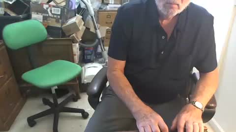 Snapshot of johnnys110153 chatting on November 2025 05:37:01 PM johnnys110153 online show from November 2025 05:37:01 PM