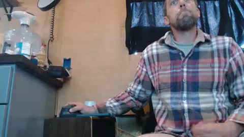 Snapshot of johnplayer23 chatting on April 2026 02:31:01 PM johnplayer23 online show from April 2026 02:31:01 PM