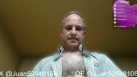 Snapshot of johnq_23 chatting on November 2025 04:11:02 PM John online show from November 2025 04:11:02 PM