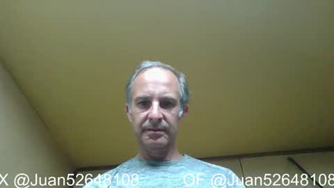 Snapshot of johnq_23 chatting on January 2026 04:00:02 PM John online show from January 2026 04:00:02 PM