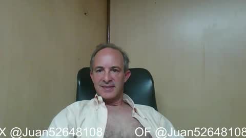 Snapshot of johnq_23 chatting on March 2026 04:12:02 PM John online show from March 2026 04:12:02 PM