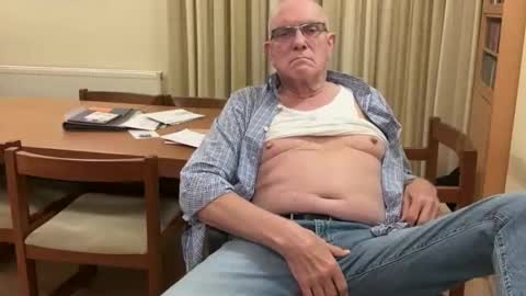 Snapshot of johnsenior41 chatting on November 2025 07:27:01 PM johnsenior41 online show from November 2025 07:27:01 PM