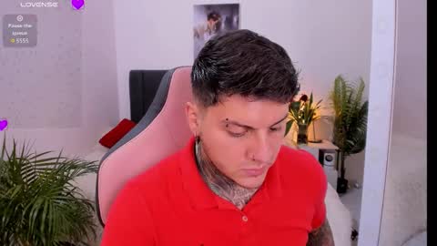 Johny online show from December 2025 06:15:01 PM