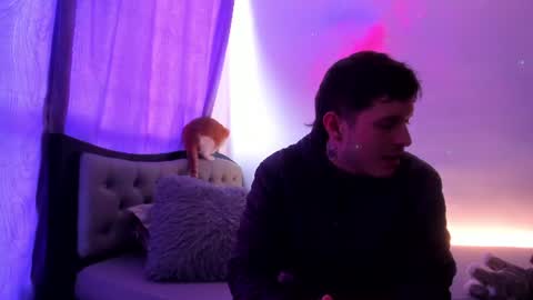 johnycooper08 online show from June 2026 12:36:02 PM