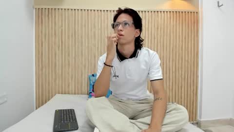 JOHSS online show from November 2025 12:04:02 PM