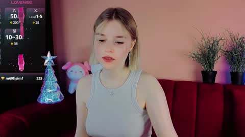 Snapshot of joice_queen chatting on December 2024 10:23:01 PM Paula online show from December 2024 10:23:01 PM