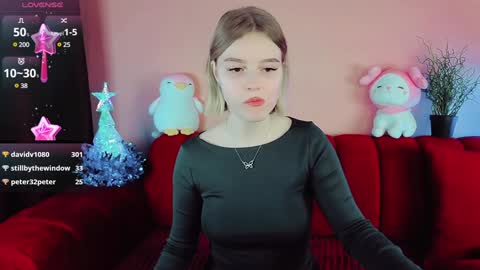 Snapshot of joice_queen chatting on December 2024 09:52:02 PM Paula online show from December 2024 09:52:02 PM