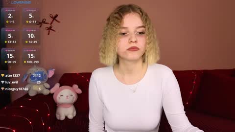 Snapshot of joice_queen chatting on January 2025 12:38:02 AM Paula online show from January 2025 12:38:02 AM